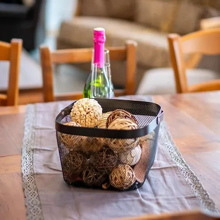 Charme Au Coeur Des Vignes Holiday home Malras