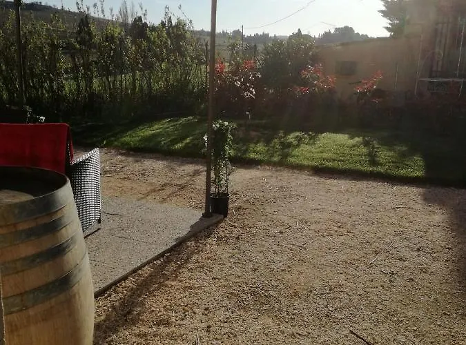 Charme Au Cœur Des Vignes Hébergement de vacances Malras